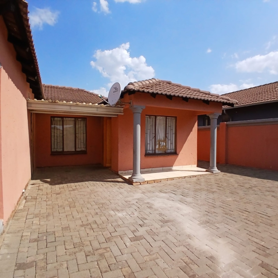 3 Bedroom Property for Sale in Tlhabane West North West